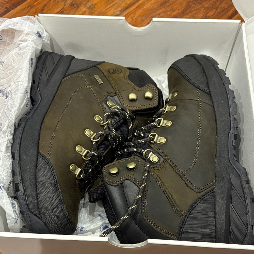 BNIB WindRiver Men's Rundle Waterproof Hyper-Dri 3 Boots with IceFX